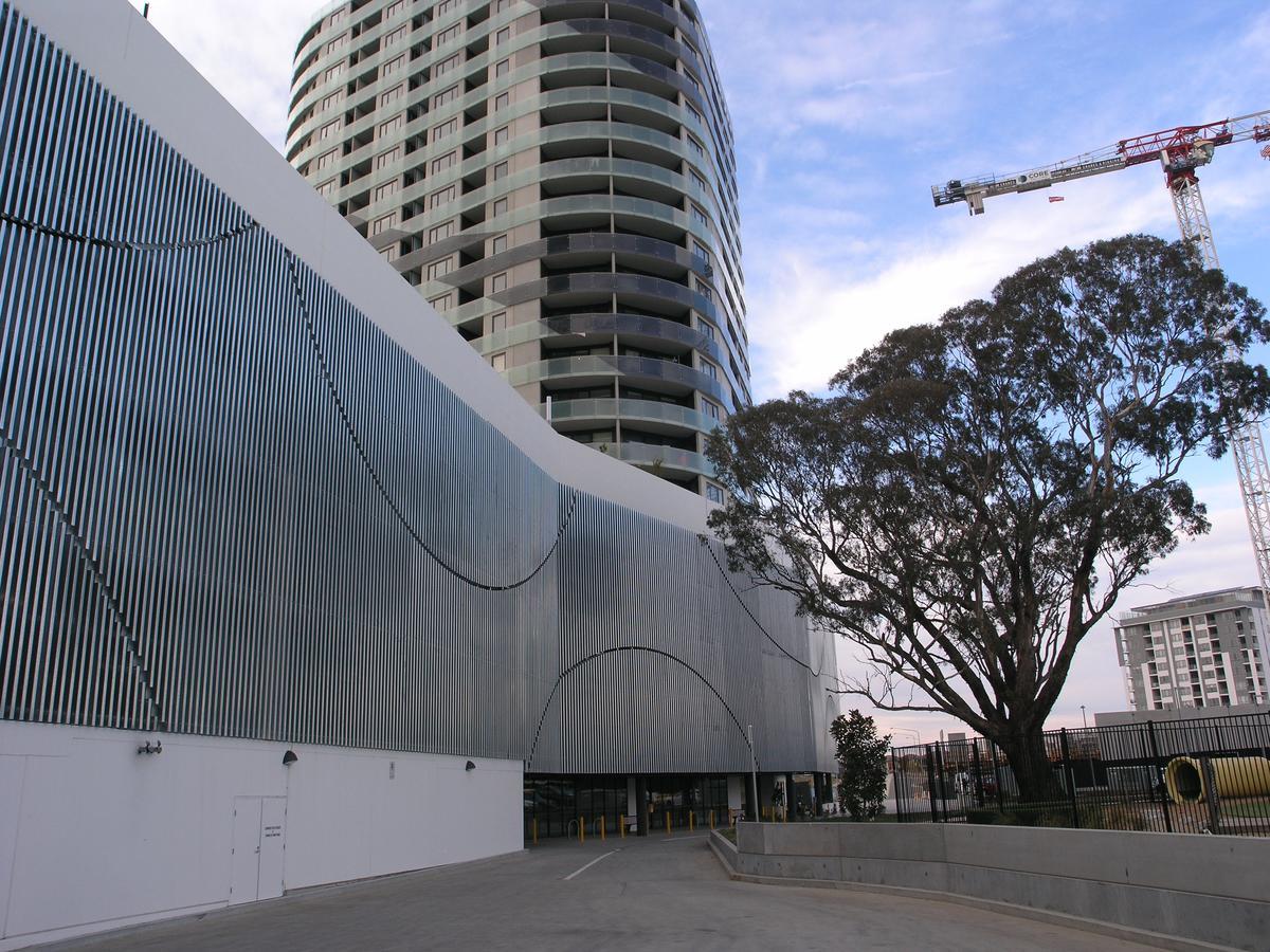 Kesh At Infinity Towers * Canberra